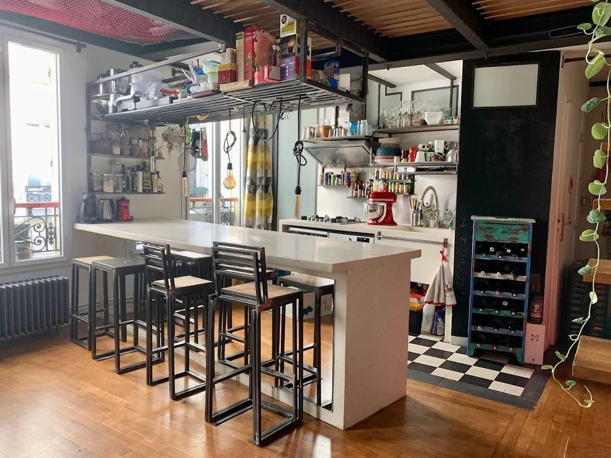 Quiet Loft 70Sq In Trendy 11Th Area Apartment Paris France