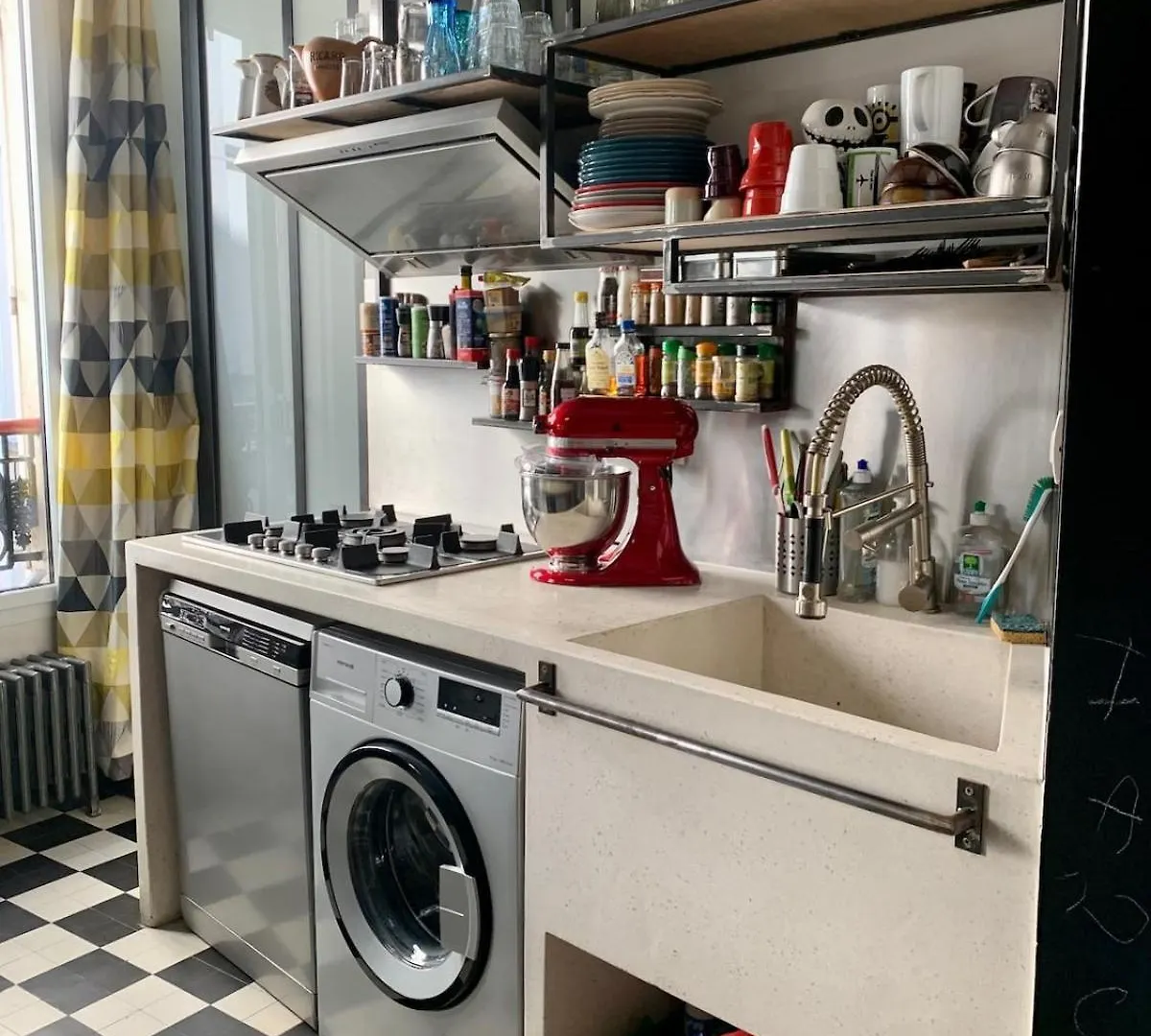 Quiet Loft 70Sq In Trendy 11Th Area Apartment Paris