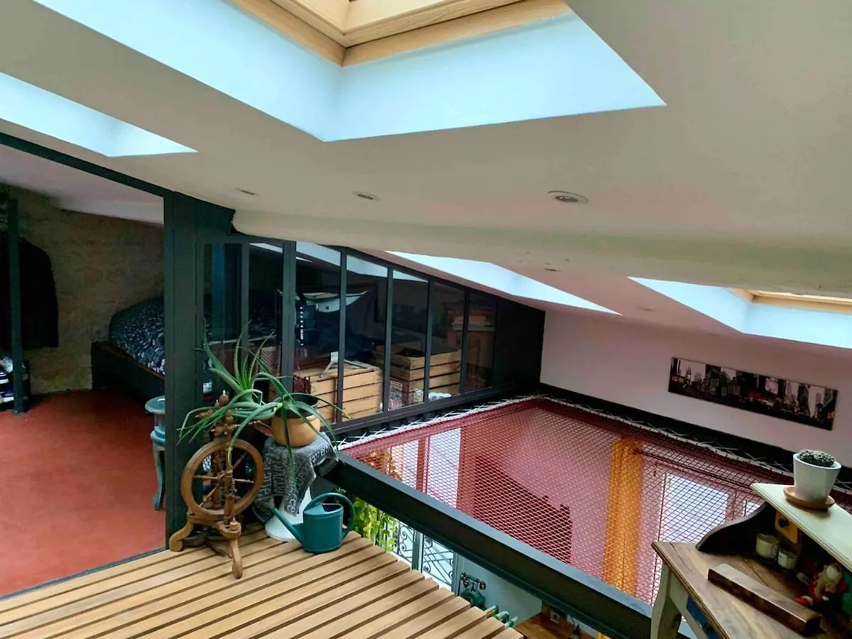 Quiet Loft 70Sq In Trendy 11Th Area Apartment Paris