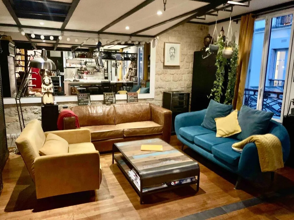 Quiet Loft 70Sq In Trendy 11Th Area Apartment Paris